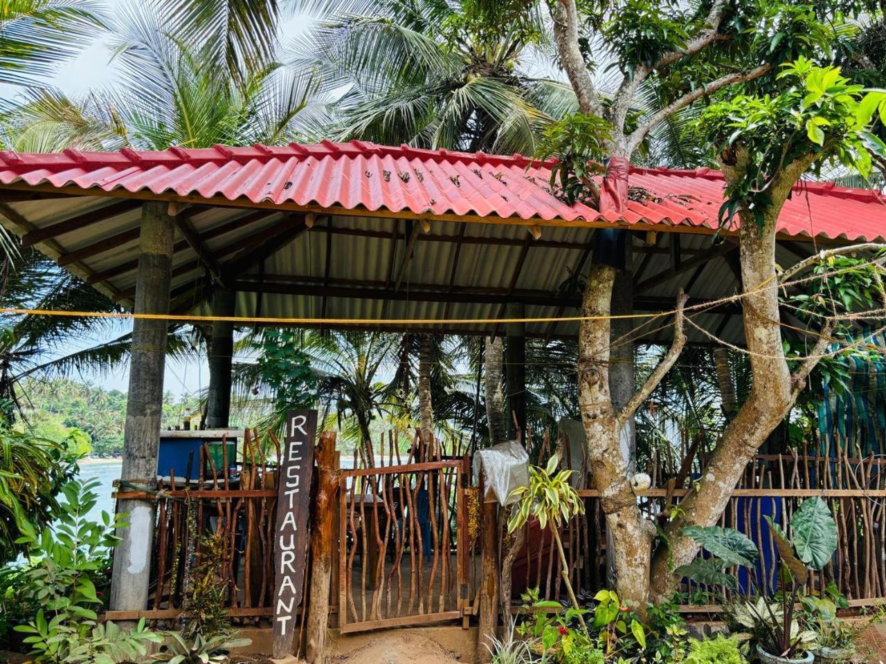 Surf Paradise Tangalle Zewnętrze zdjęcie